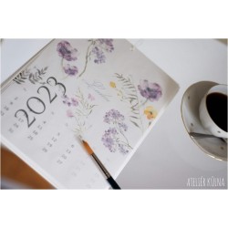 Kalendář 2023 s motivy květin