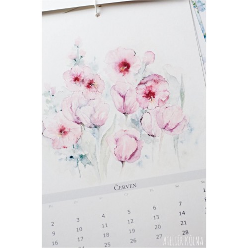 Kalendář 2025 s motivy květin
