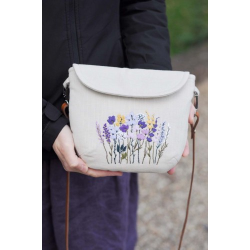 Na objednávku TALLO LIGHT SAND (lněná ,ruční výšivka)